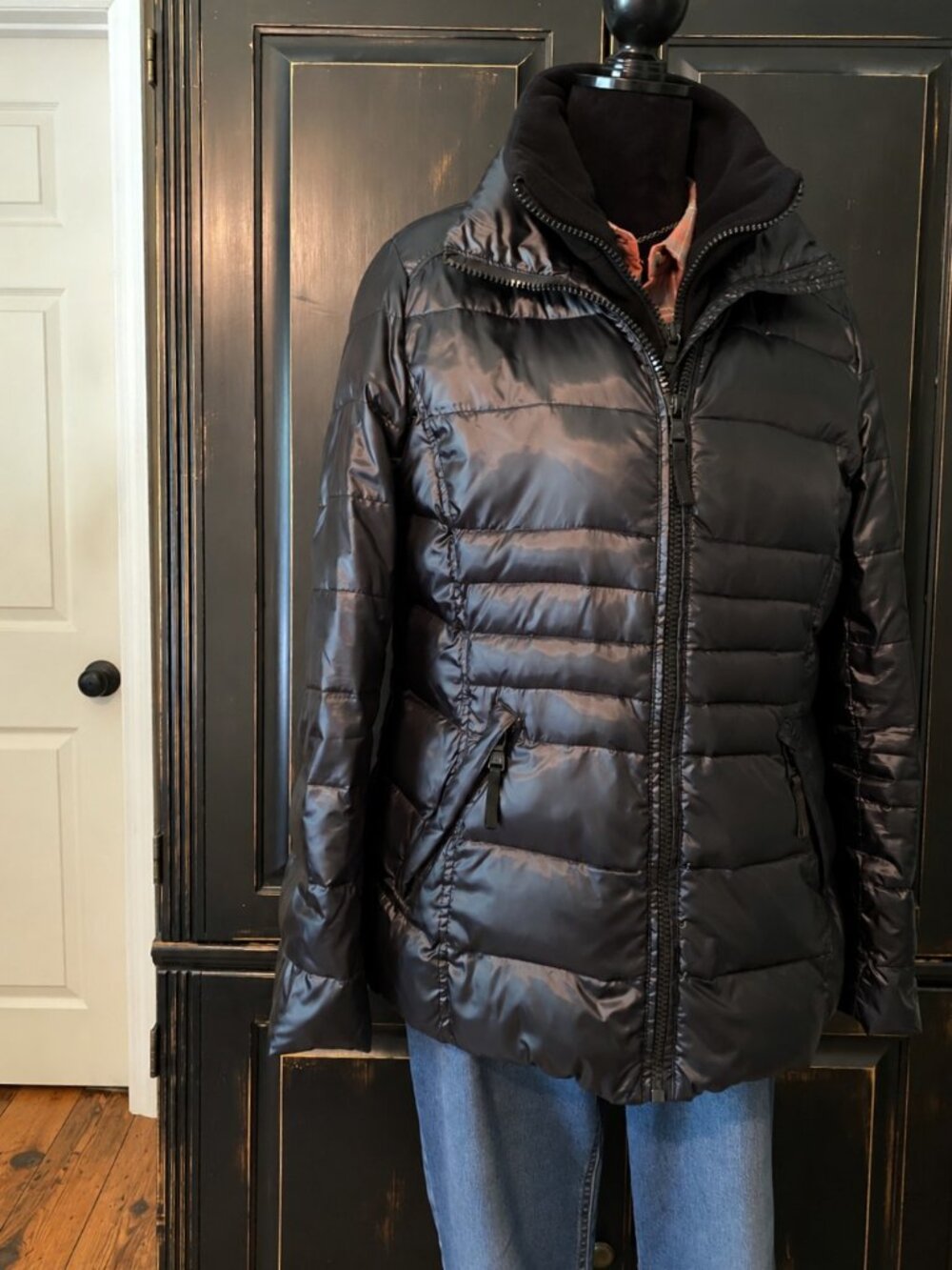 Calvin Klein - Women’s Size Large - Black Puffer Coat - Layered Fleece Collar